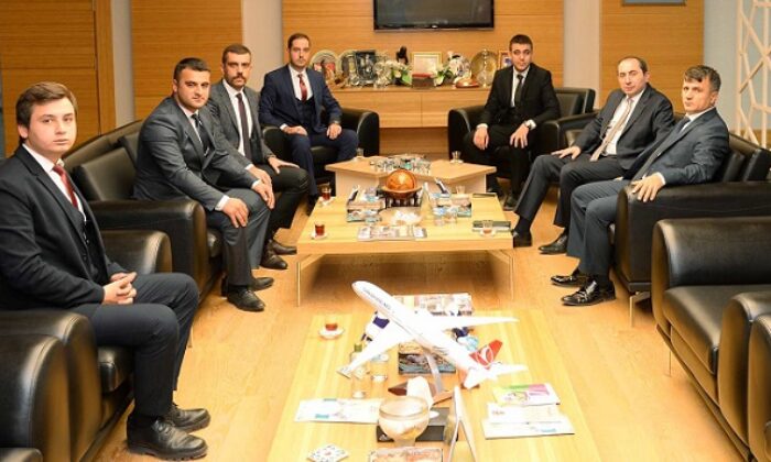 ÜLKÜCÜ BAŞKANLAR REKTÖRÜ ZİYARET ETTİ