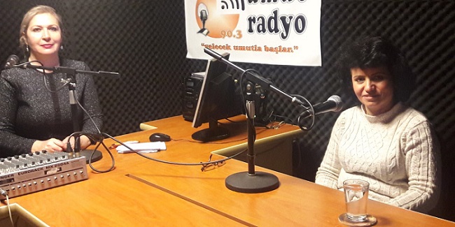 UMUT RADYO’DA SEVENLERİYLE BULUŞTU