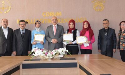 KİTAP OKUYANLAR ÖDÜLLENDİRİLDİ