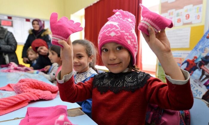 İLK DEFA KENDİ ELDİVENİ OLDU