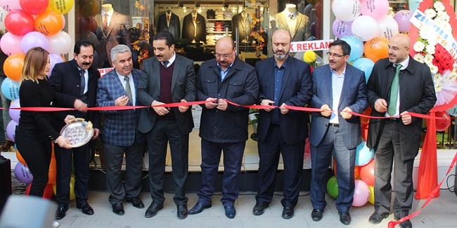 WOLWES GİYİM MAĞAZASI DUALARLA AÇILDI