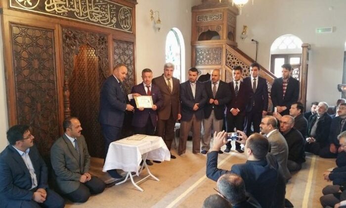 İMAMLARA BAŞARI BELGESİ
