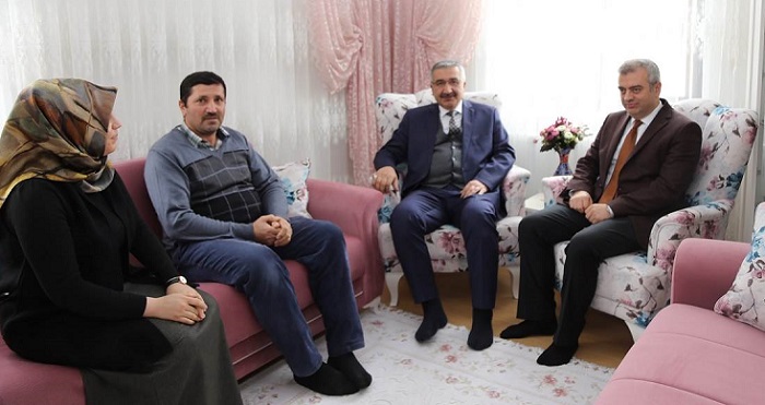 ŞEHİT AİLELERİNİN HER ZAMAN YANINDAYIZ