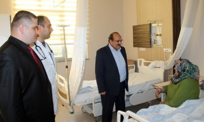 BAŞKAN ŞEN HASTALARA MORAL VERDİ