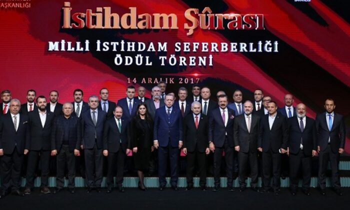 AHLATCI ÇORUM’U GURURLANDIRDI