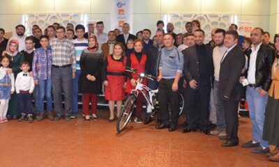 ECE AİLESİ BİRLİKTELİK YEMEĞİNDE BULUŞTU