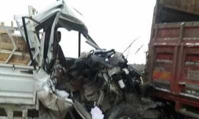 KAMYONET KAMYONA ÇARPTI: 1 YARALI