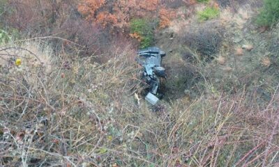 KAMYONET UÇURUMA YUVARLANDI