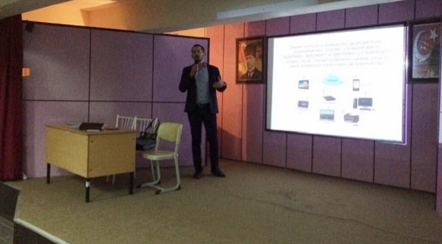 ÖĞRENCİLERE İNTERNET EĞİTİMİ VERİLDİ