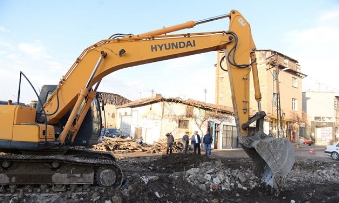 400 ARAÇLIK OTOPARK YAPILACAK