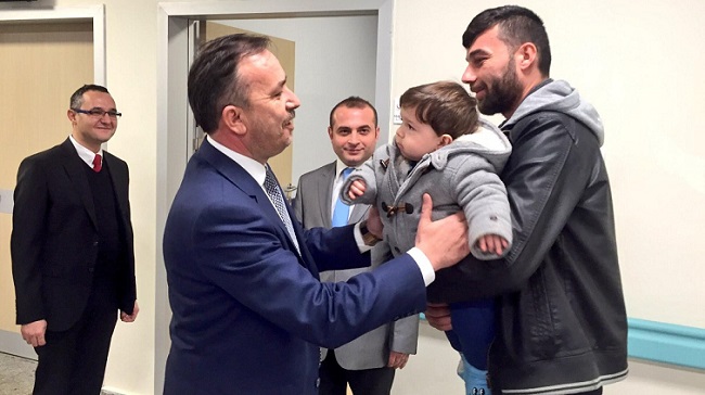 CEYLAN HASTALARA MORAL VERDİ