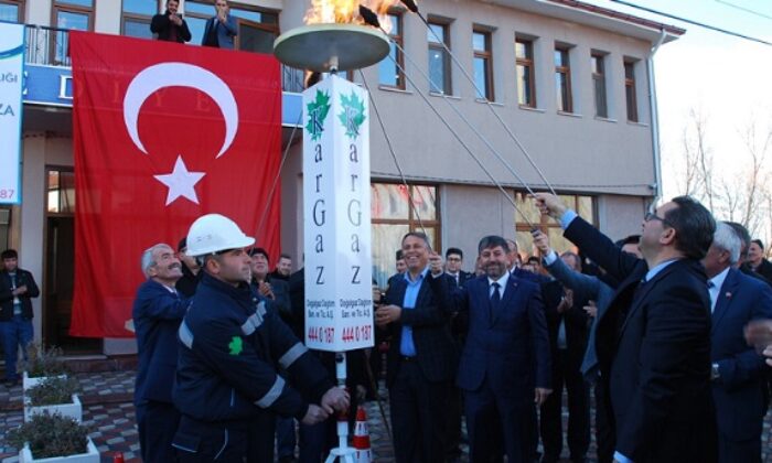 KARGAZ İLE DOĞALGAZ’A KAVUŞTULAR