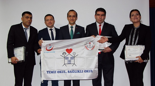 SUNGURLU’DA 36 OKUL BEYAZ BAYRAK ALDI