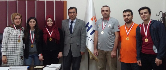 DERECEYE GİRENLER MADALYALARINI ALDI