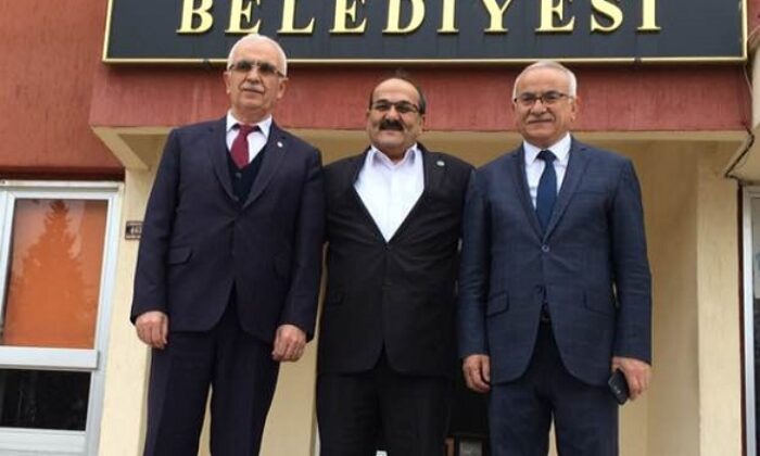 MÜDÜRLERDEN BAŞKAN’A ŞEN’E ZİYARET