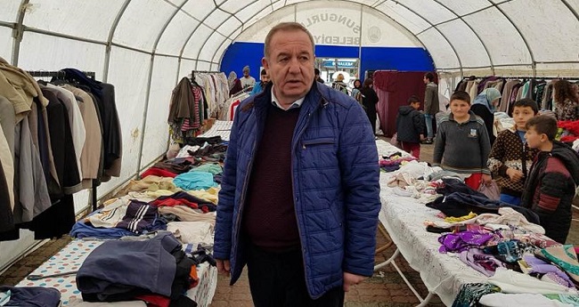 BAŞKAN YARDIM SEVENLERE TEŞEKKÜR ETTİ