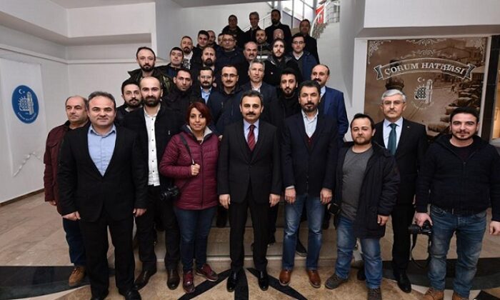 BAŞKAN KÜLCÜ GAZETECİLERLE BULUŞTU