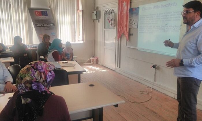 GİRİŞİMCİ KADINLAR SERTİFİKALARINI ALDI