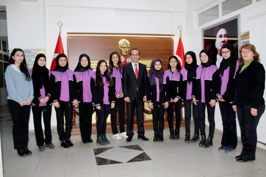 SUNGURLULU ÖĞRENCİLER İTALYA YOLCUSU