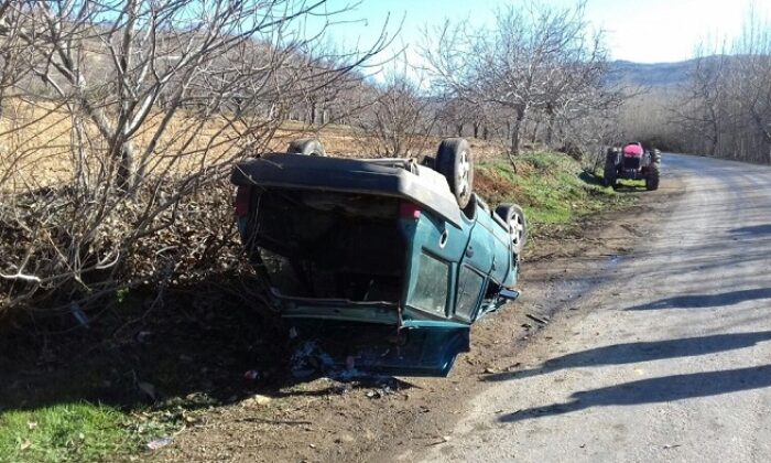 OTOMOBİL DERE YATAĞINA DÜŞTÜ