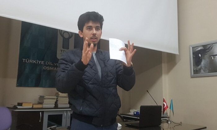 İNSANIN KURTULUŞU KENDİ DEĞERİNDE