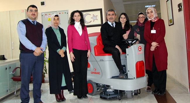 HAYIRSEVER İŞ ADAMINDAN HASTANEYE DESTEK