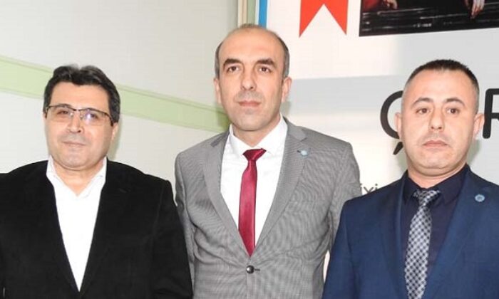 İYİ PARTİ MERKEZ İLÇE BAŞKANI DEĞİŞTİ