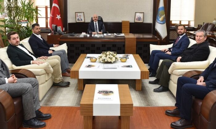 GENÇ MÜSİAD’TAN GÜL’E NEZAKET ZİYARETİ