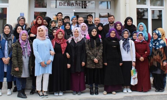 HİTİT İLAHİYAT FAKÜLTESİNİ TANIDILAR