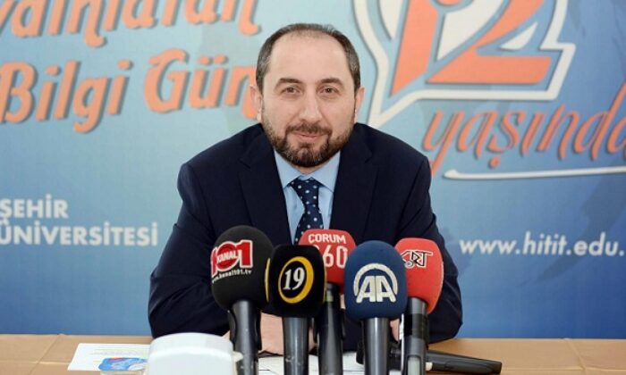 REKTÖR BASININ SORULARINI YANITLADI