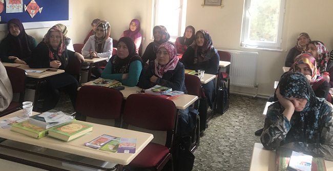 KURSİYERLER FARKINDALIK EĞİTİMİ ALDI