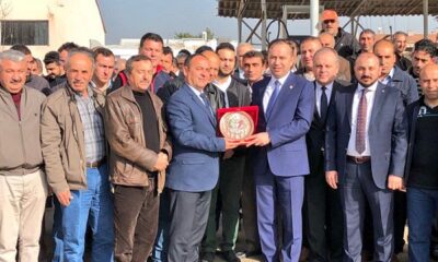 TAŞERON İŞÇİLERDEN CEYLAN’A PLAKET