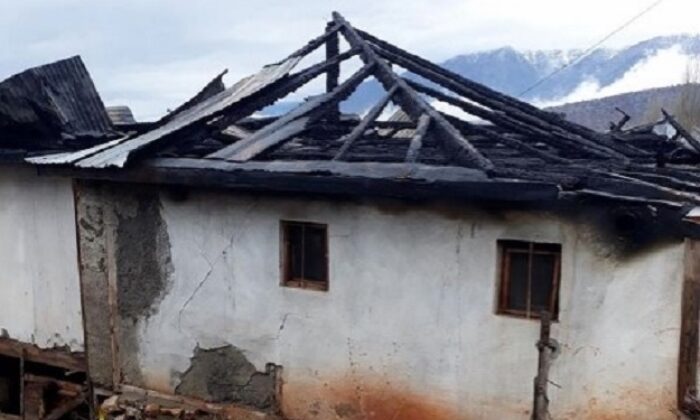 YANGINDA EV KULLANILMAZ HALE GELDİ