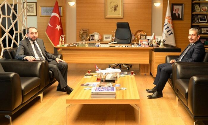 TÜRKAV’DAN REKTÖR ALKAN’A ZİYARET