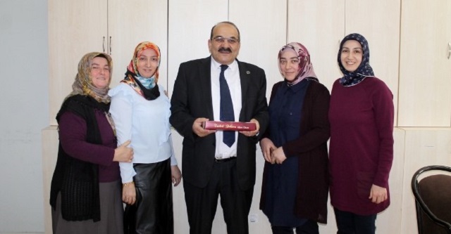 BAŞKAN ŞEN KADINLAR GÜNÜNÜ KUTLADI