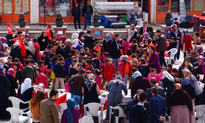 ORTAKÖY’DEN MEHMETÇİKLERE DESTEK