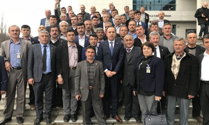 CEYLAN MUHTARLARI AĞIRLADI