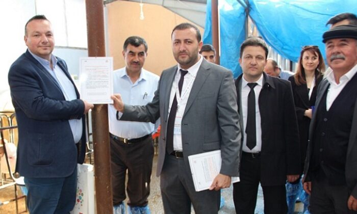 ÜRETİCİLERE SÜT HİJYENİ EĞİTİMİ VERİLDİ