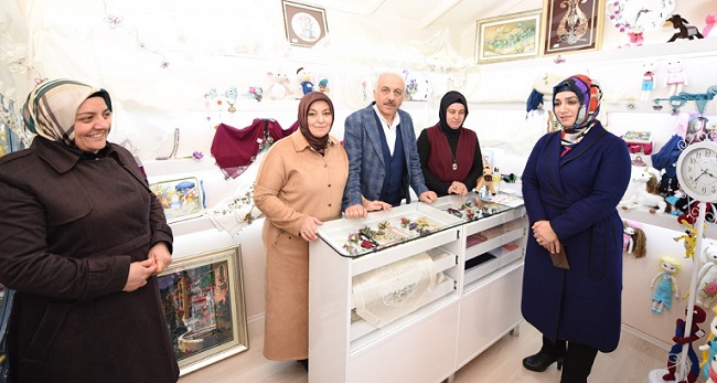 SANAT SOKAĞINI ZİYARET ETTİLER