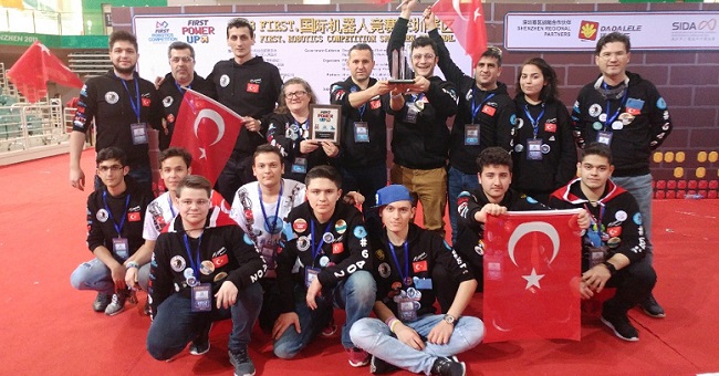 ÇORUMLU MÜDÜRDEN GÜZEL BAŞARI