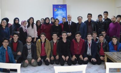 MEDYA AKADEMİSİNDE GENÇLERLE BERABER