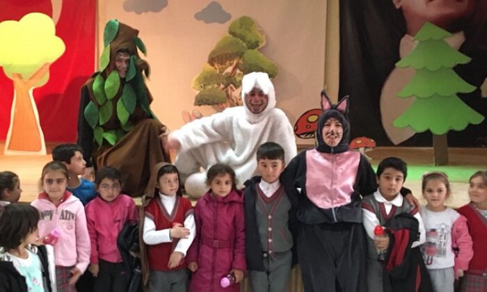 ÇOCUKLARA TİYATROLU EĞİTİM