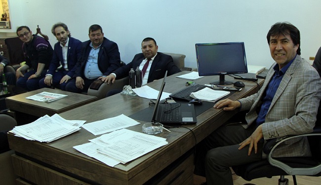 BEHİÇ AKKAŞ’A MHP’DEN DESTEK