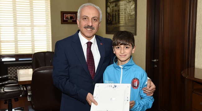 ÇORUMLU SPORCU DÜNYA KARMASINDA