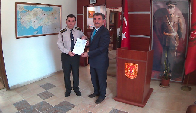 BAŞÖĞRETMEN’DEN MEHMETÇİKLERE DESTEK