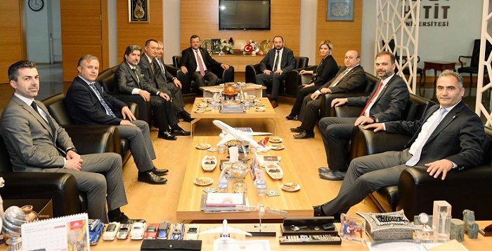 İŞ DÜNYASINDAN HİTİT’E DESTEK