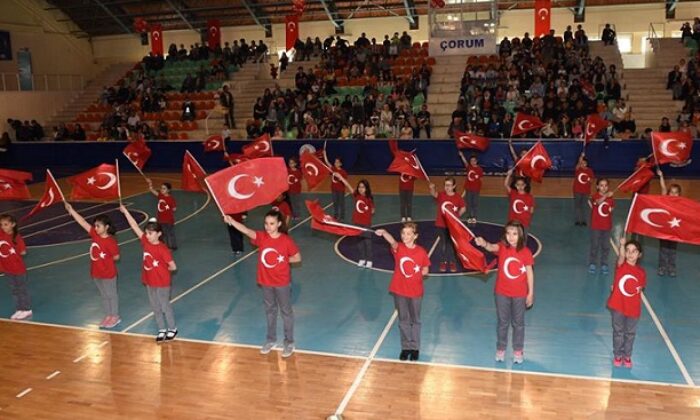 23 NİSAN ÇORUM’DA COŞKUYLA KUTLANDI