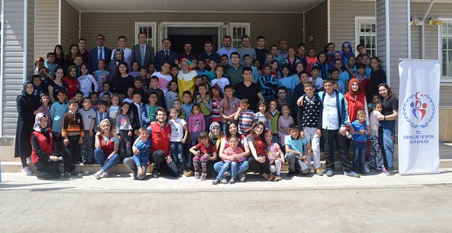 GENÇLERİN İYİLİK AĞACI TANITILDI