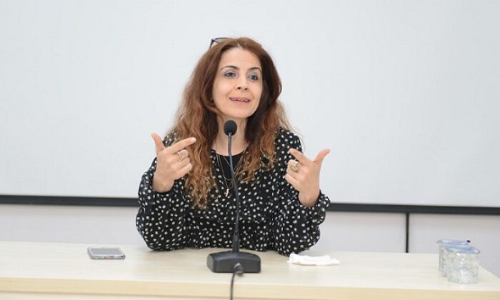 ÇORUMLU PSİKOLOG ÖĞRENCİLERLE BULUŞTU