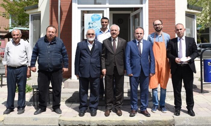 BAŞKAN GÜL MUHTARLARI ZİYARET ETTİ